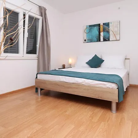 Apartment Lada